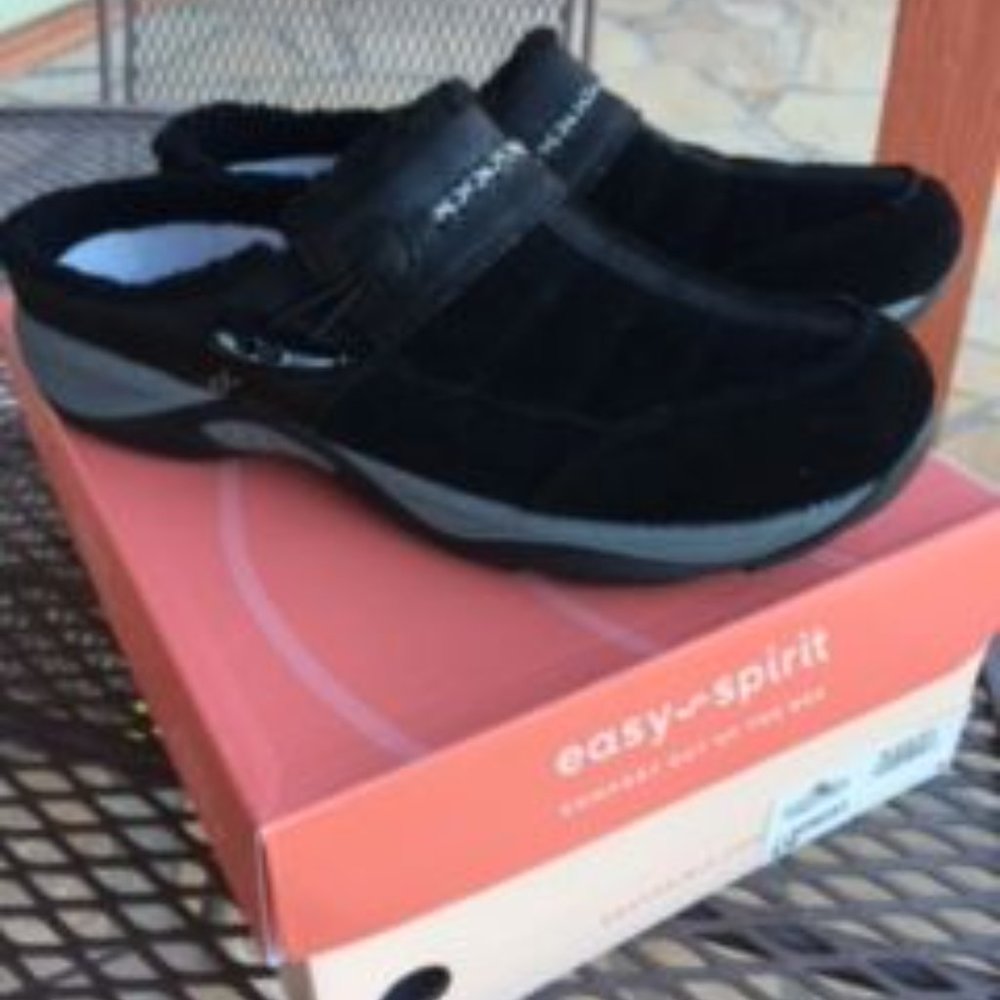 Easy Spirit Efrost Slip-On Black Mules Clogs